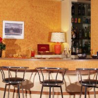 bar